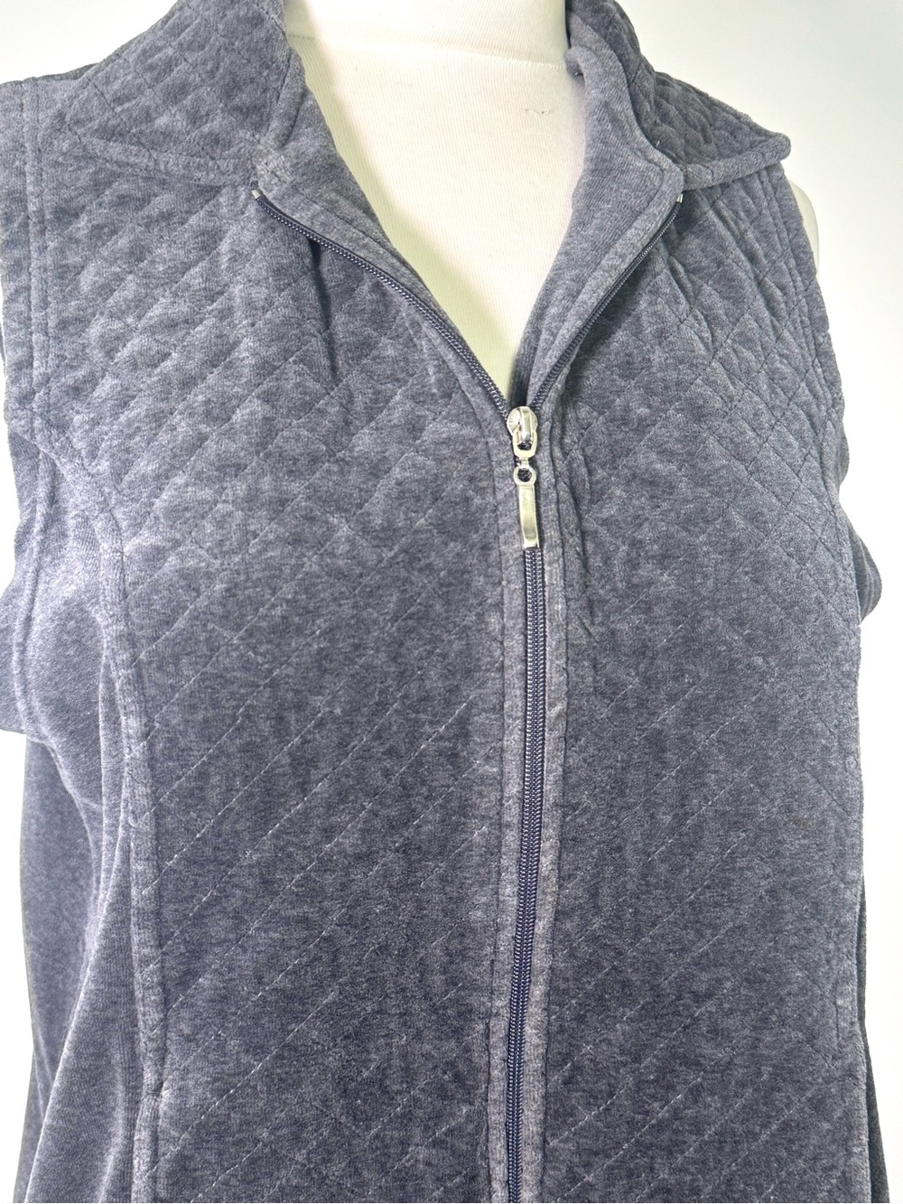 Quilted Zip Front Sleeveless Vest - Charcoal Gray Velour Soft Warm